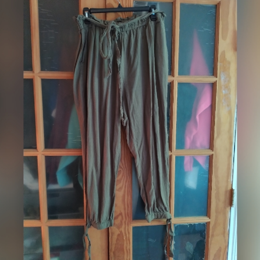 Cargo pants